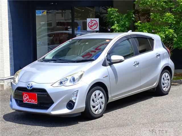 2016 Toyota AQUA