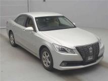 2013 Toyota Crown