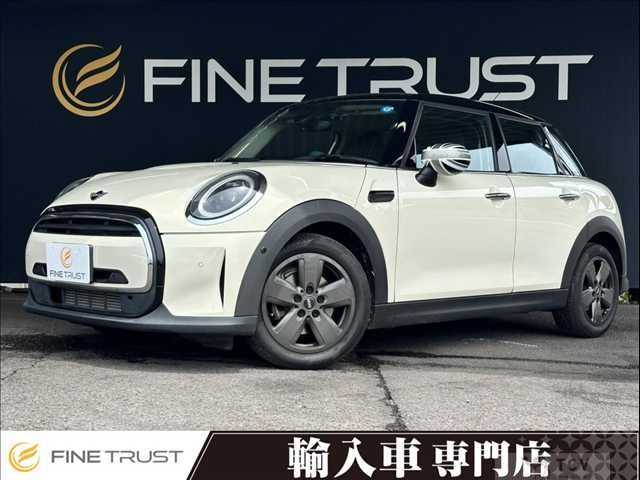 2022 BMW MINI