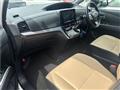 2016 Toyota Estima
