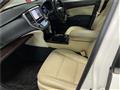 2013 Toyota Crown Hybrid