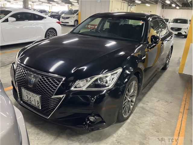 2014 Toyota Crown Hybrid
