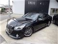 2014 Toyota Crown Hybrid