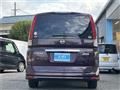 2009 Nissan Serena
