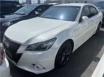 2015 Toyota Crown Hybrid