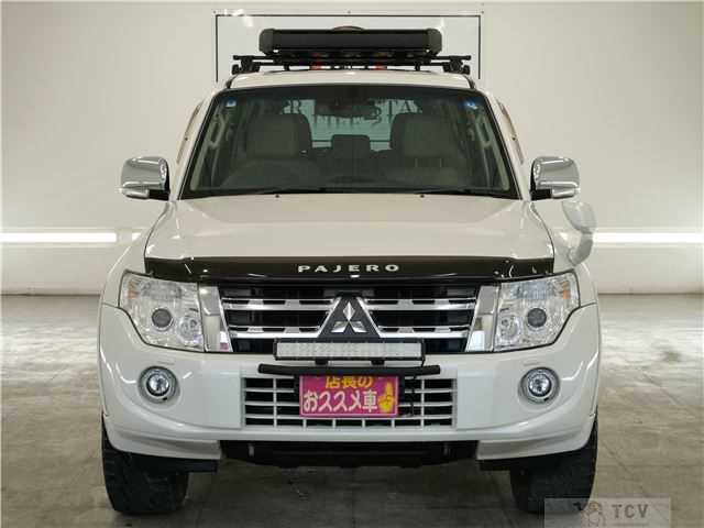 2012 Mitsubishi Pajero
