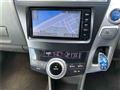 2014 Toyota PRIUS α