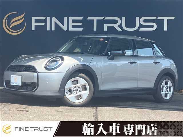 2024 BMW MINI
