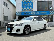 2015 Toyota Crown Hybrid