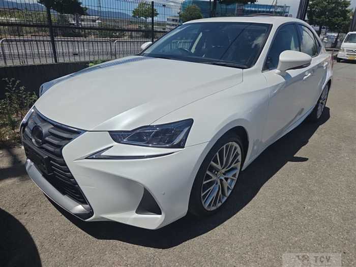 2017 Lexus IS