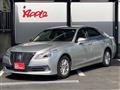 2013 Toyota Crown Hybrid