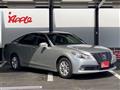 2013 Toyota Crown Hybrid