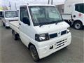 2011 Nissan Clipper Truck