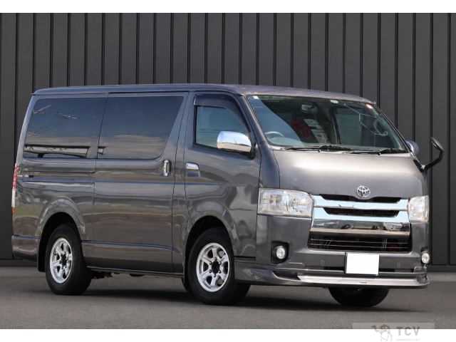 2015 Toyota Regiusace Van