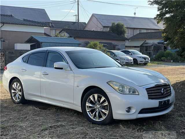 2013 Nissan Fuga