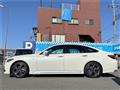 2018 Toyota Crown Hybrid