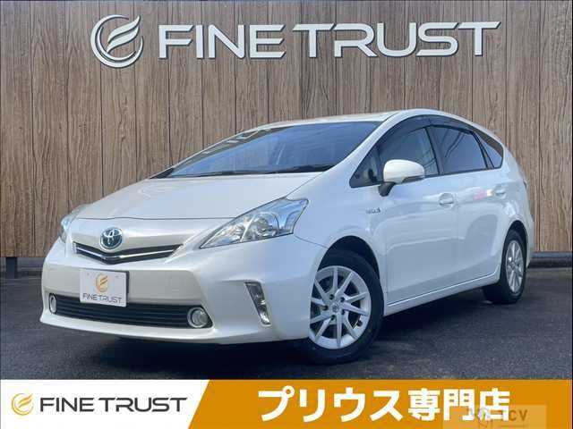 2013 Toyota PRIUS α