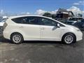 2013 Toyota PRIUS α