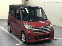 2015 Nissan ROOX