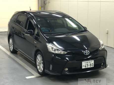 2015 Toyota PRIUS α
