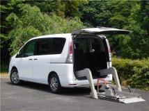 2012 Nissan Serena