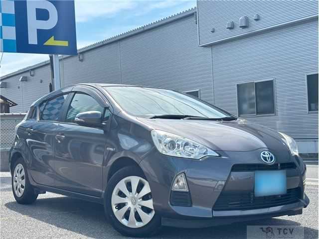 2014 Toyota AQUA