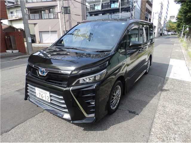 2017 Toyota Voxy