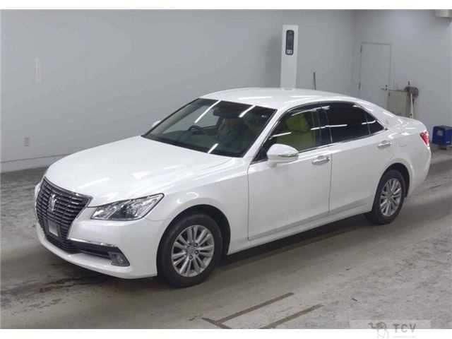 2013 Toyota Crown