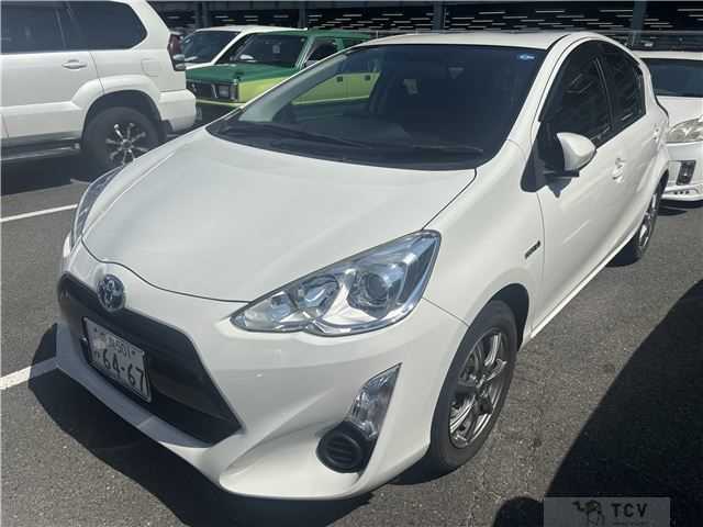 2015 Toyota AQUA