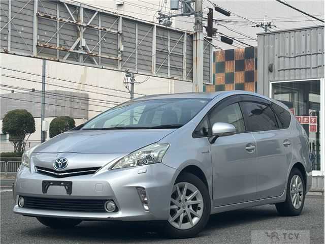 2012 Toyota PRIUS α