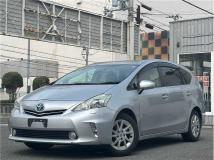 2012 Toyota PRIUS α