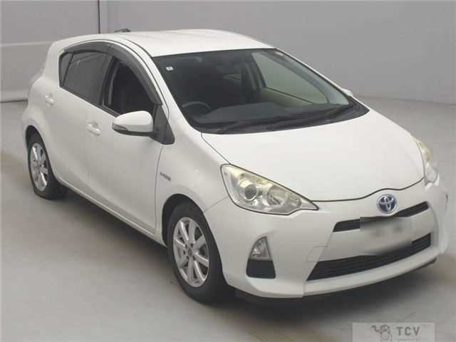 2012 Toyota AQUA