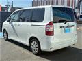 2012 Toyota Noah