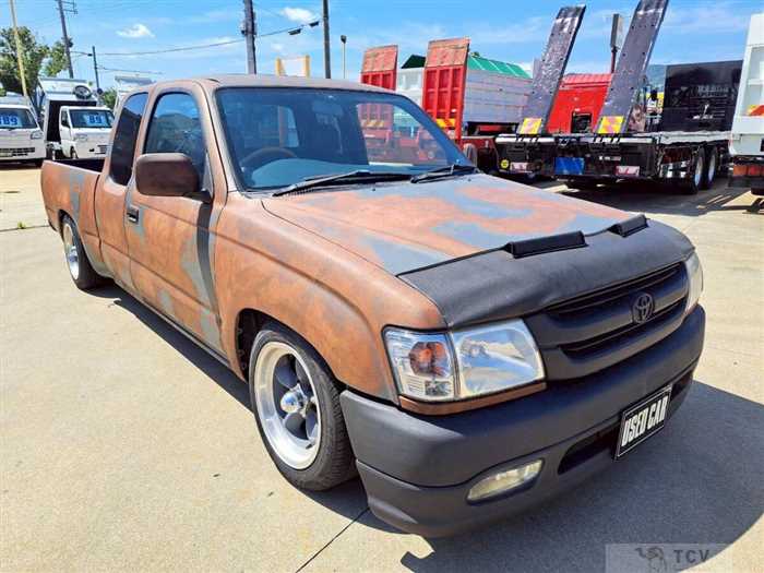 2003 Toyota Hilux