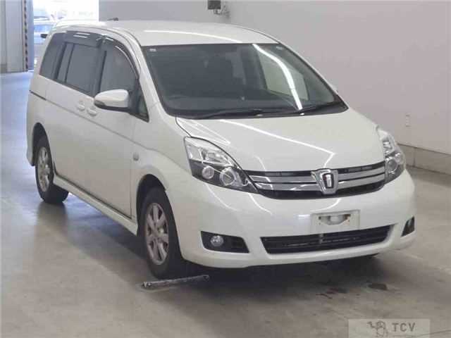 2015 Toyota Isis