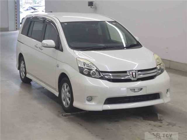 2012 Toyota Isis