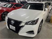 2017 Toyota Crown Hybrid