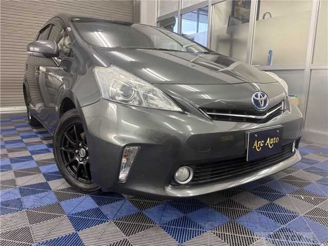 2012 Toyota PRIUS α