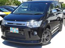 2017 Mitsubishi Delica D5