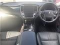 2016 Toyota Crown Athlete Series