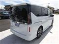 2025 Nissan Serena