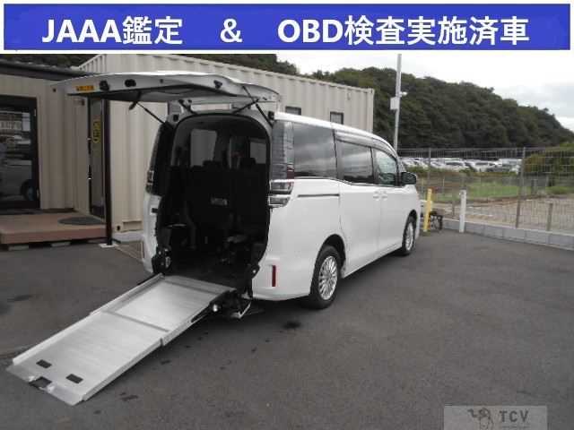 2019 Toyota Voxy