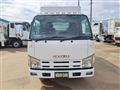 2014 Isuzu Elf Truck