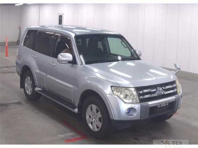 2006 Mitsubishi Pajero
