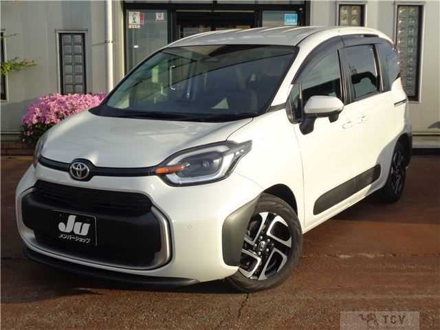 2022 Toyota Sienta