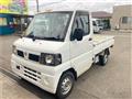 2011 Nissan Clipper Truck