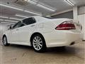 2011 Toyota Crown Royal Series