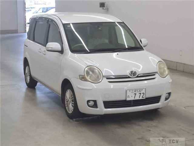2010 Toyota Sienta