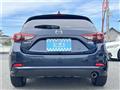 2017 Mazda Axela