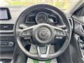 2017 Mazda Axela